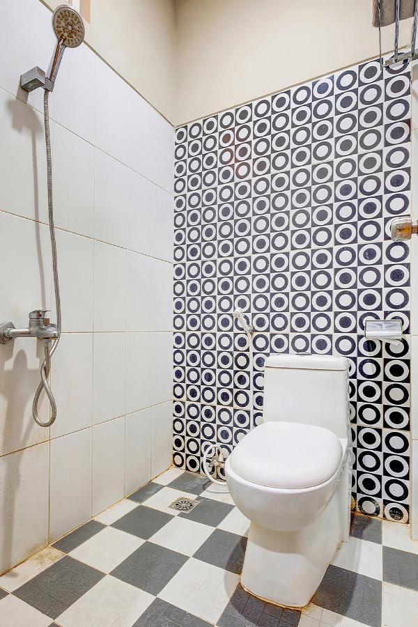Oyo Flagship 3726 Tembok Batu Residence Tugu Eksteriør bilde