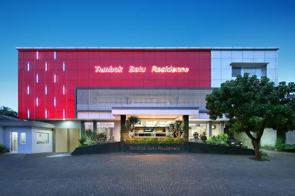 Oyo Flagship 3726 Tembok Batu Residence Tugu Eksteriør bilde